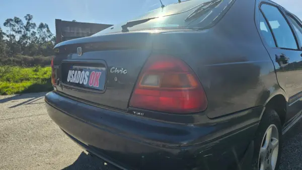 Honda Civic 1.4i Profile 14