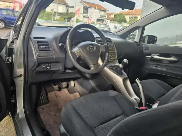 Toyota Auris 1.4 D-4D ACtive+AC 36