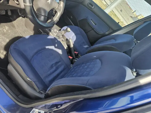 Peugeot 206 1.1 XR Présence 15