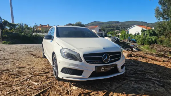 Mercedes-Benz A 180 d AMG Line 6