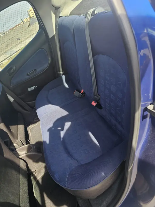 Peugeot 206 1.1 XR Présence 18