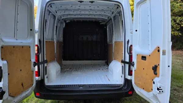 Renault Master 2.3 dCi L1H1 3.3T 26