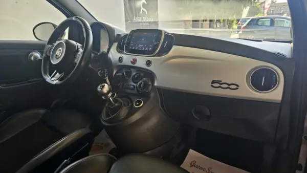Fiat 500 1.0 Hybrid 43