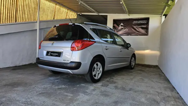 Peugeot 207 SW 1.4 VTi Sportium 20