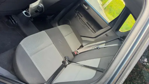 Mitsubishi Colt 1.3 Invite CA 39