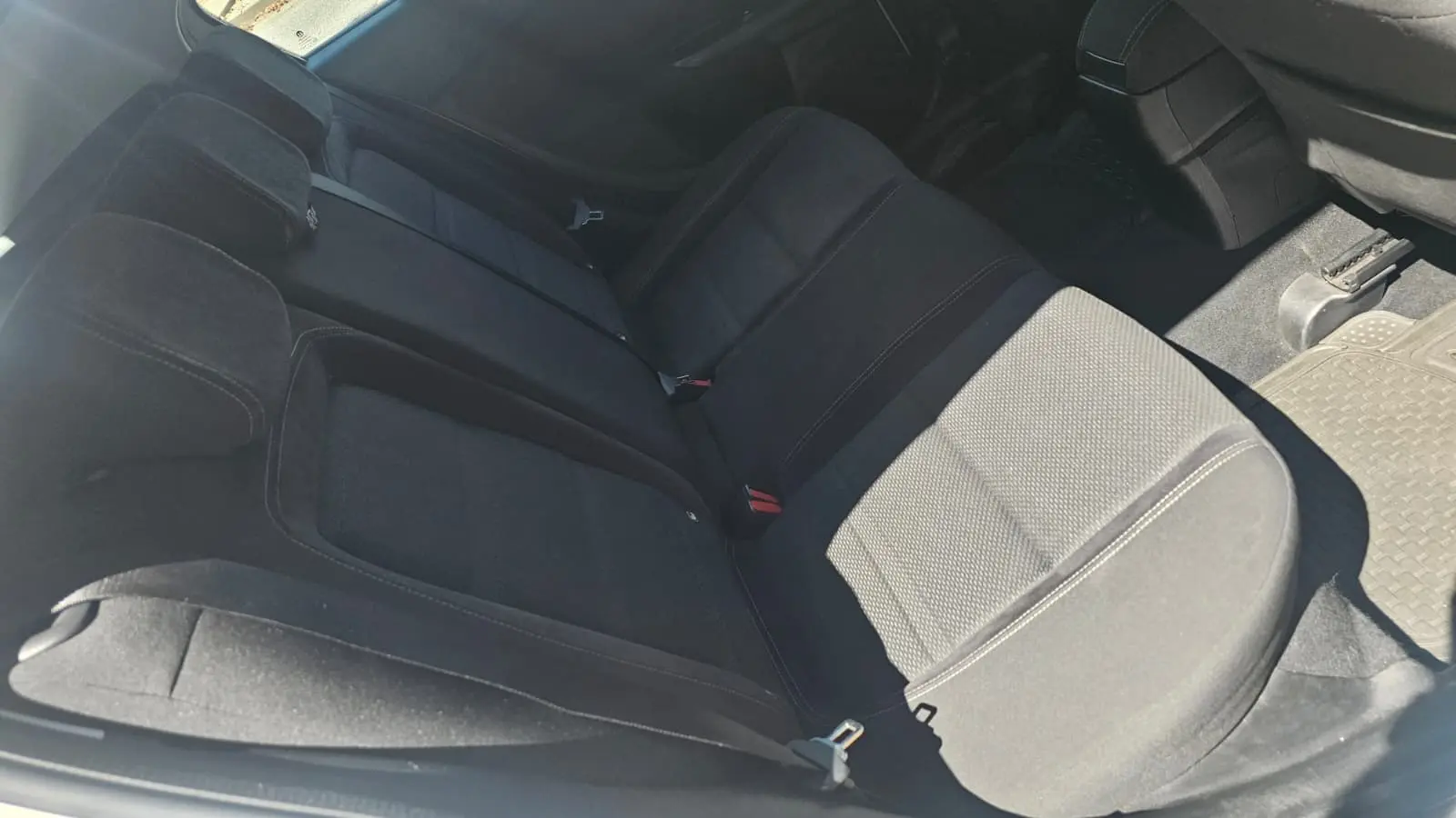 Fiat Tipo 1.6 M-Jet Lounge J17 36