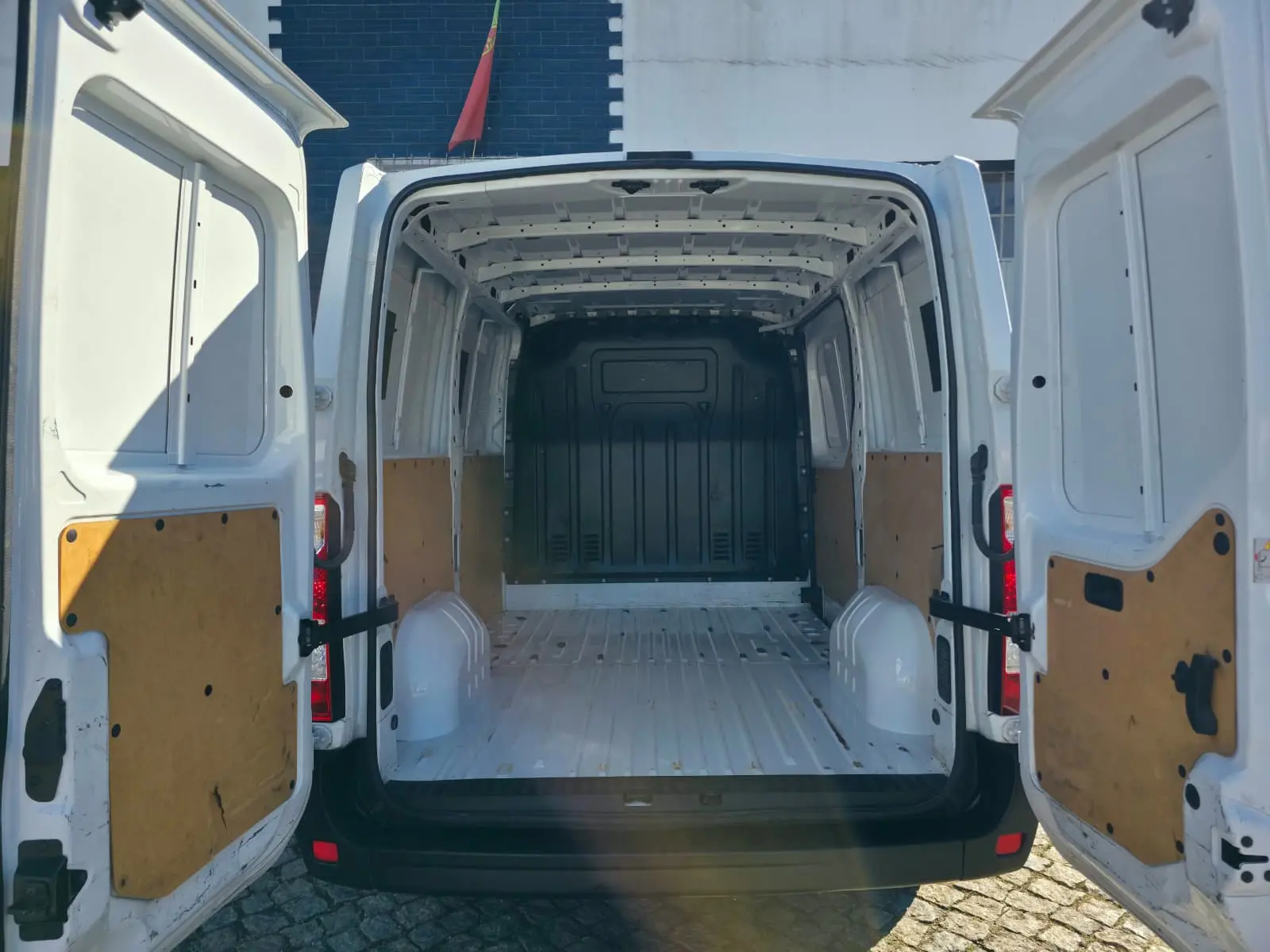 Renault Master 2.3 dCi L1H1 3.3T 23