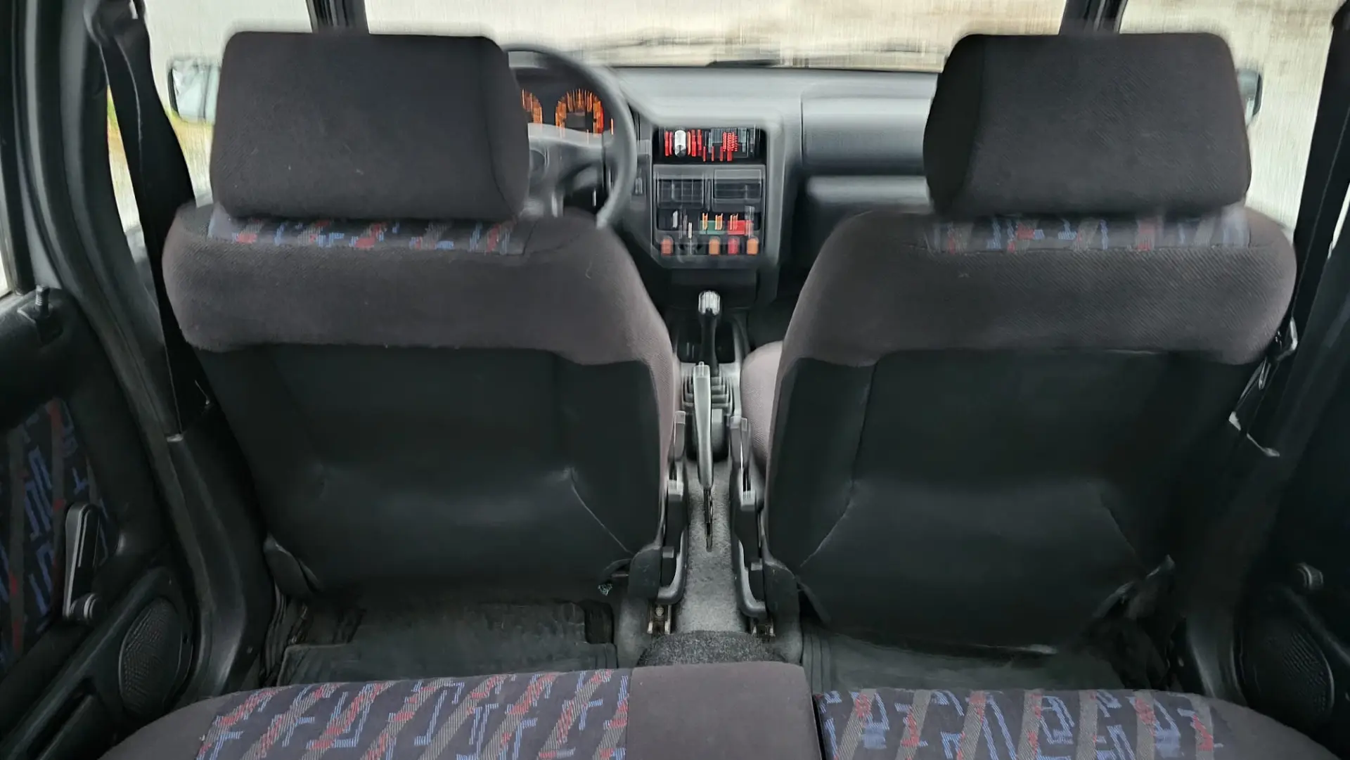 Peugeot 106 1.1 XR 18
