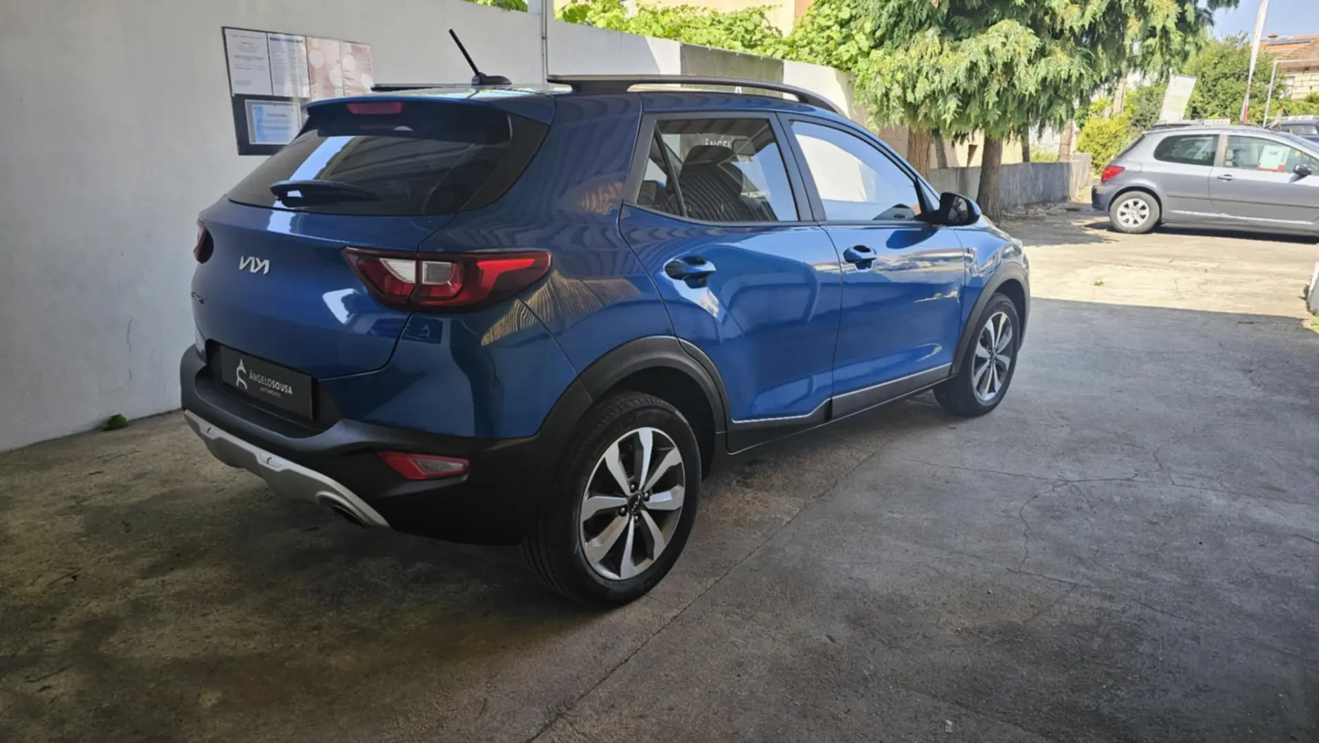 Kia Stonic 1.2 Dynamic 23