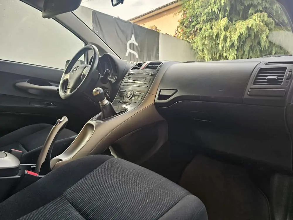 Toyota Auris 1.4 D-4D ACtive+AC 30
