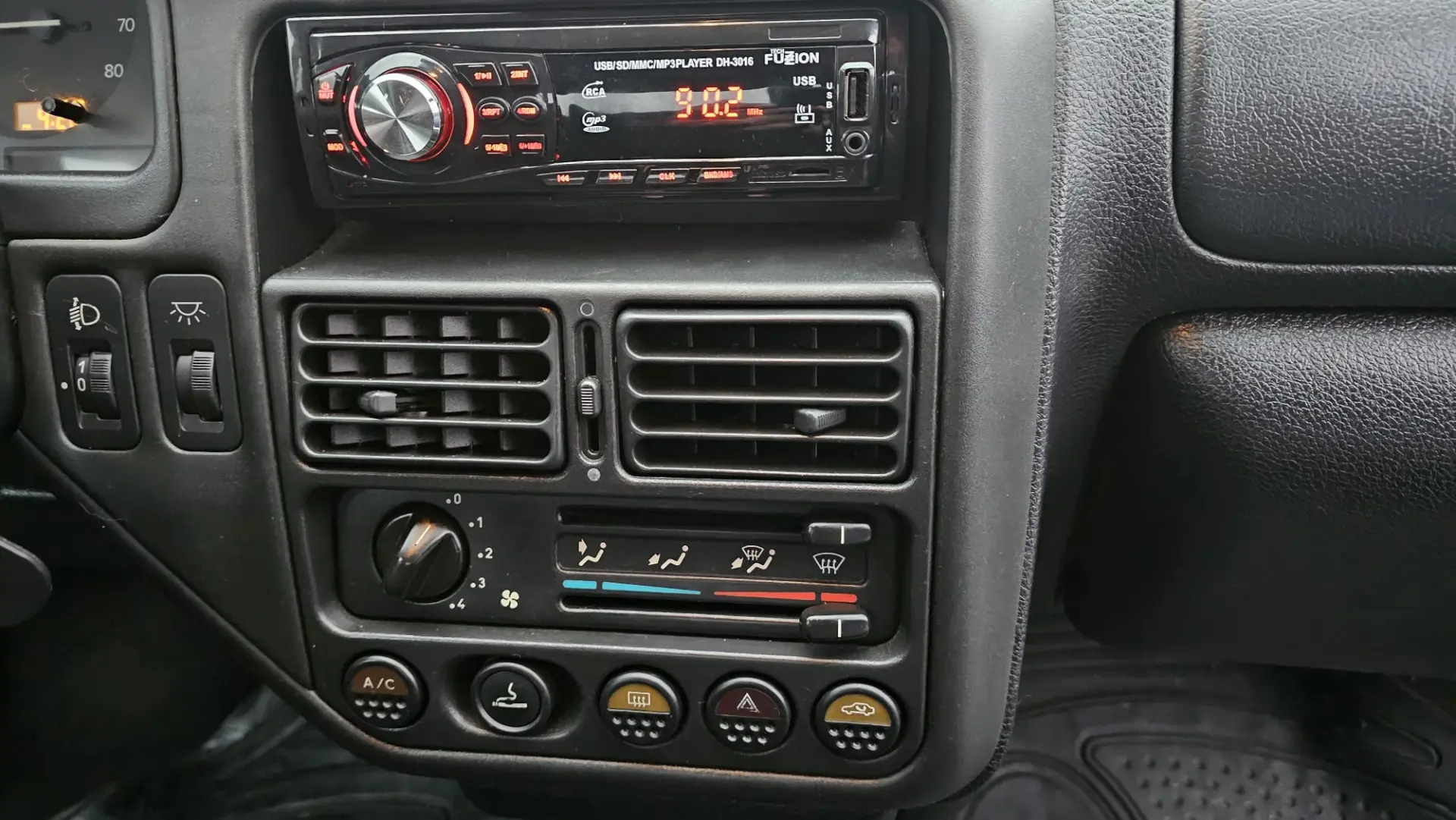 Peugeot 106 1.1 XR 23