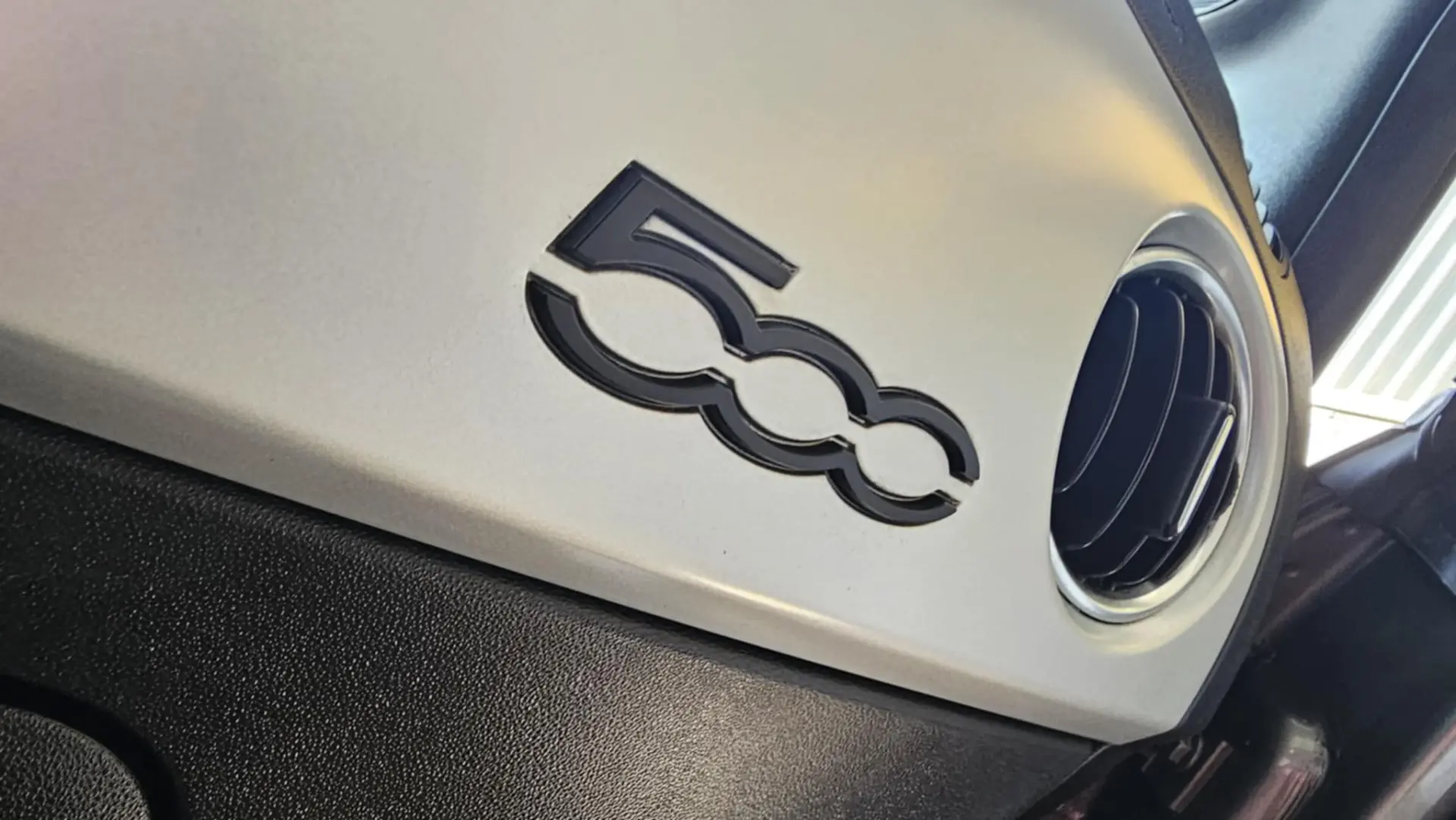 Fiat 500 1.0 Hybrid 31
