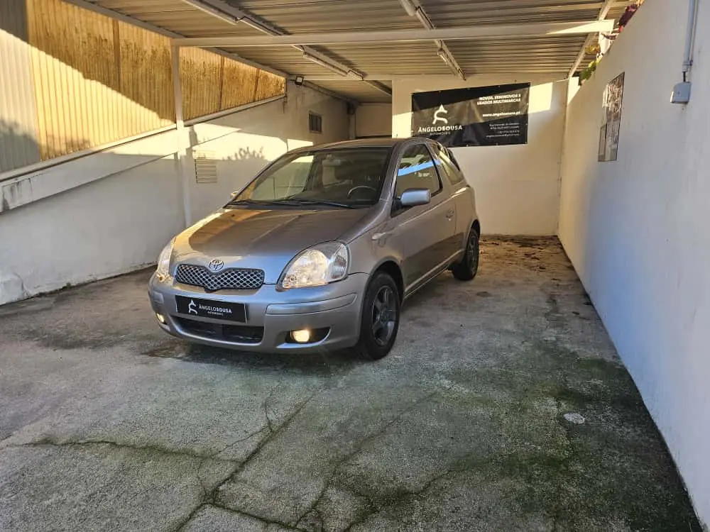 Toyota Yaris 1.4 D-4D Sol AC 9