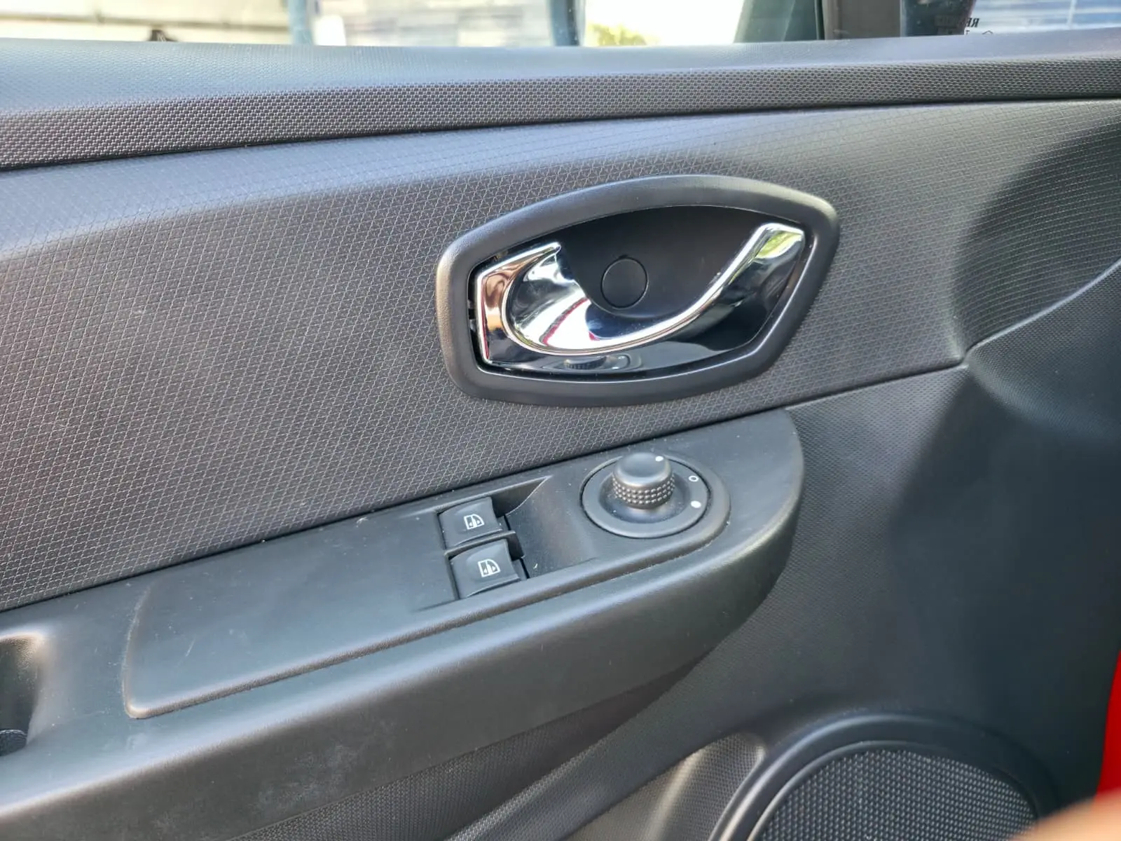 Renault Clio 0.9 TCE Dynamique S 32