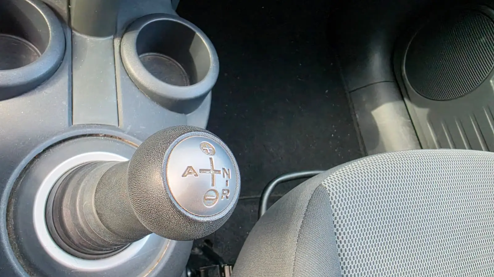Mitsubishi Colt 1.3 Invite CA 24