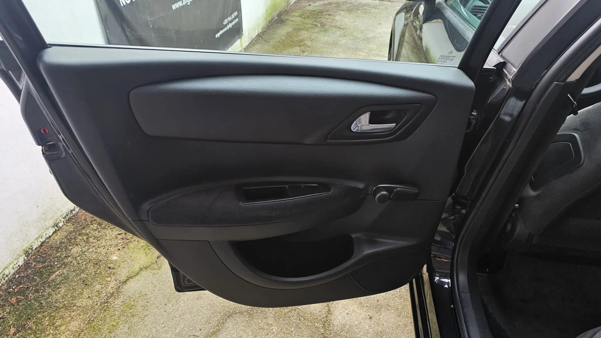 Citroen C4 1.4 16V SX 32