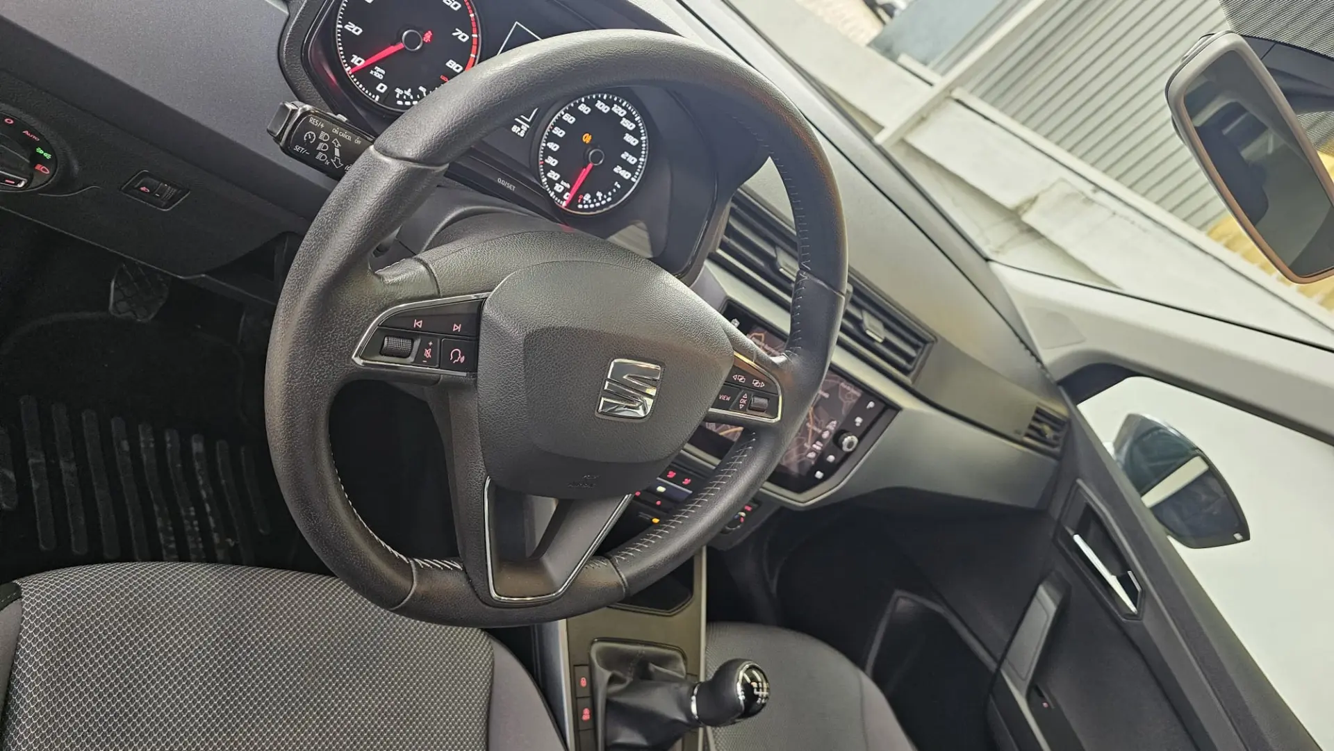 SEAT Arona 1.0 TSI Style 46