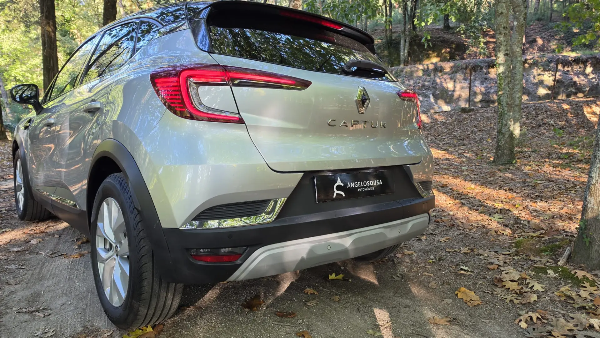 Renault Captur 1.0 TCe Intens 10