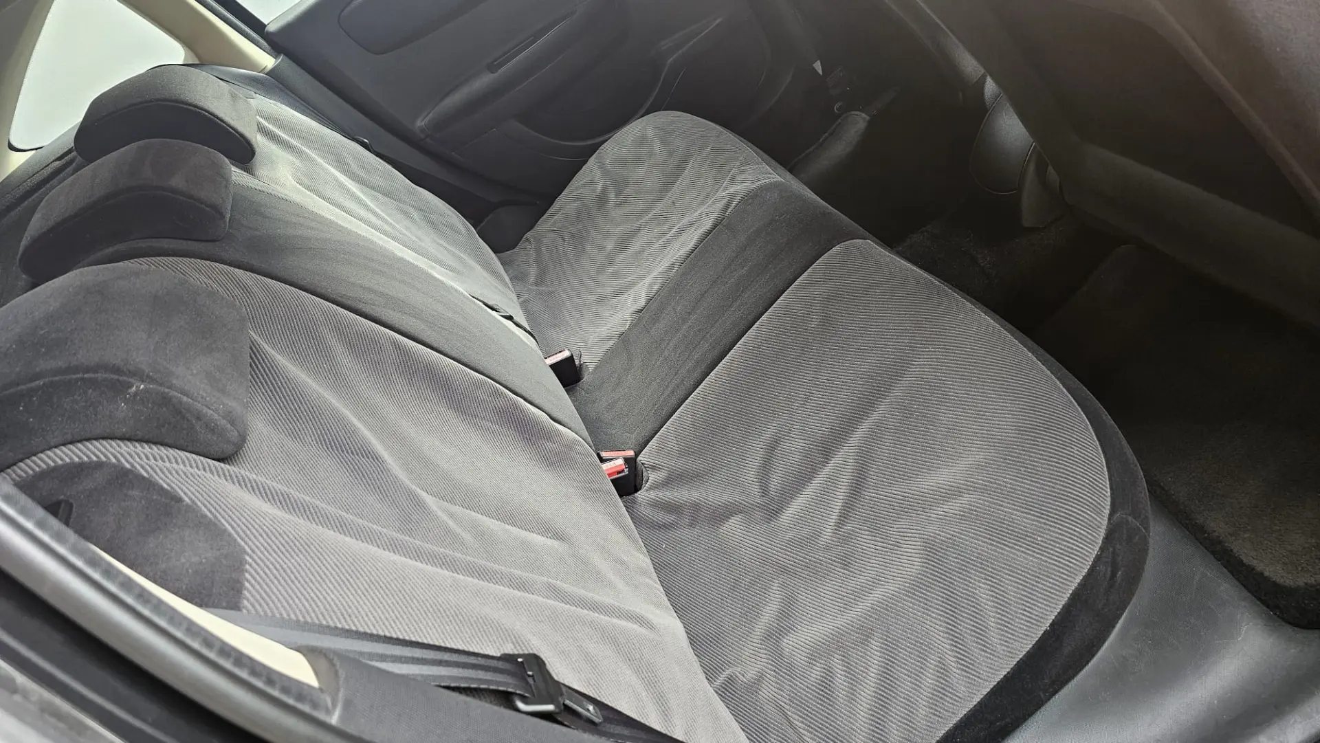Citroen C4 1.4 16V SX 25