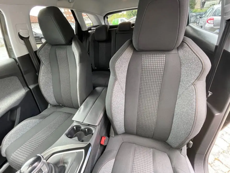 Peugeot 3008 1.5 BlueHDi Active Pack 17