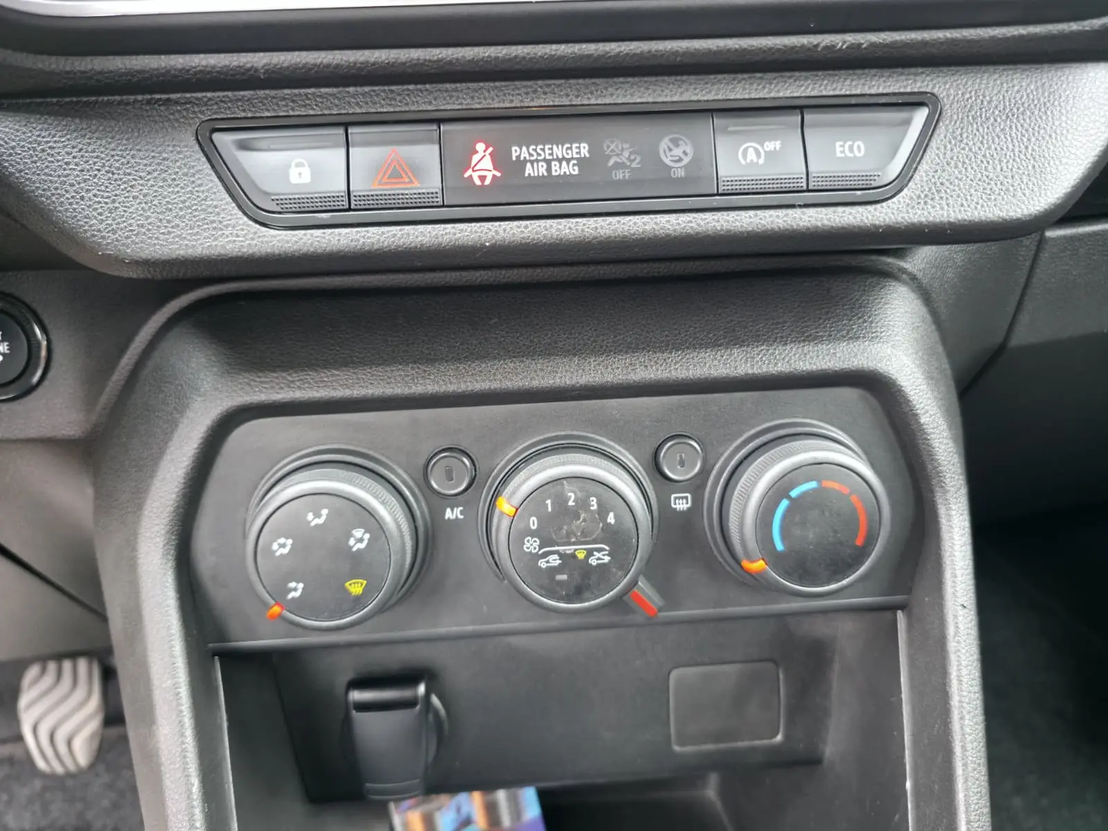 Dacia Sandero 1.0 TCe Comfort 29