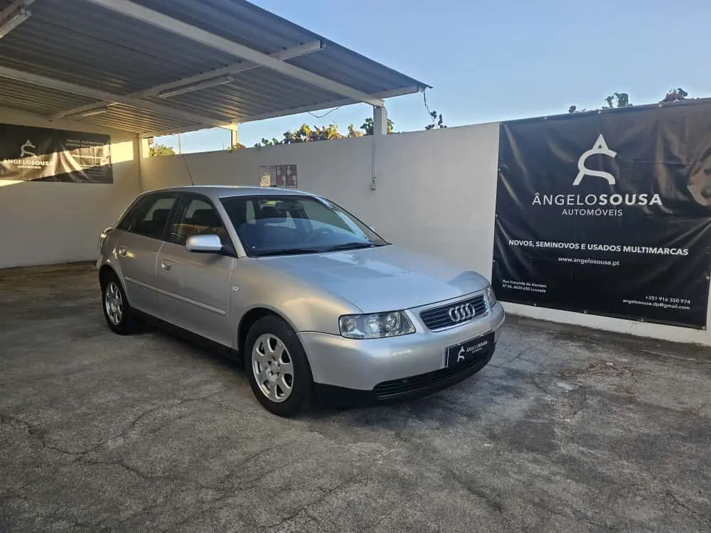 Audi A3 Sportback 1.6 Ambiente Tip. 3