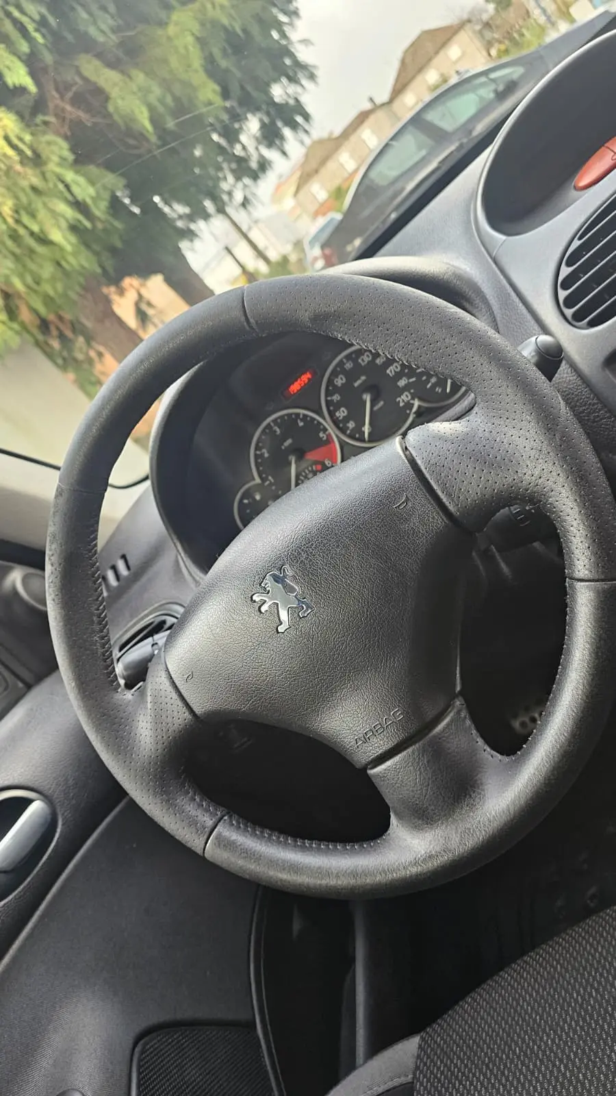 Peugeot 206 1.6 HDi XS 29
