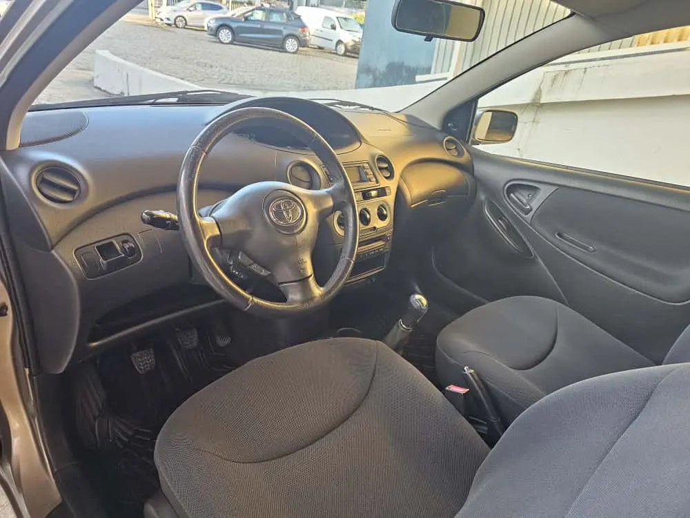 Toyota Yaris 1.4 D-4D Sol AC 31