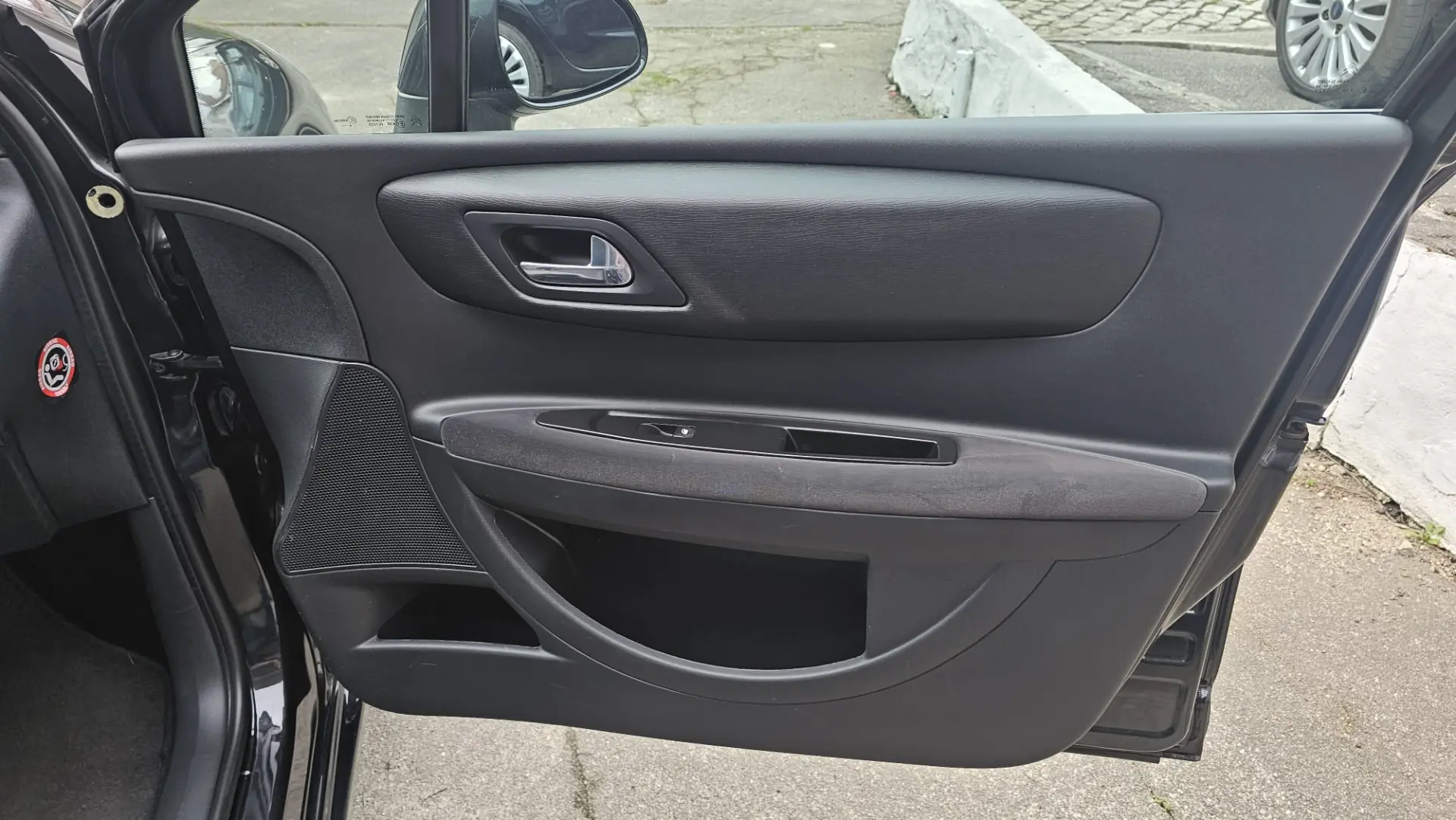 Citroen C4 1.4 16V SX 30