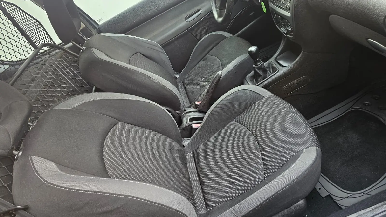 Peugeot 206 1.6 HDi XS 31