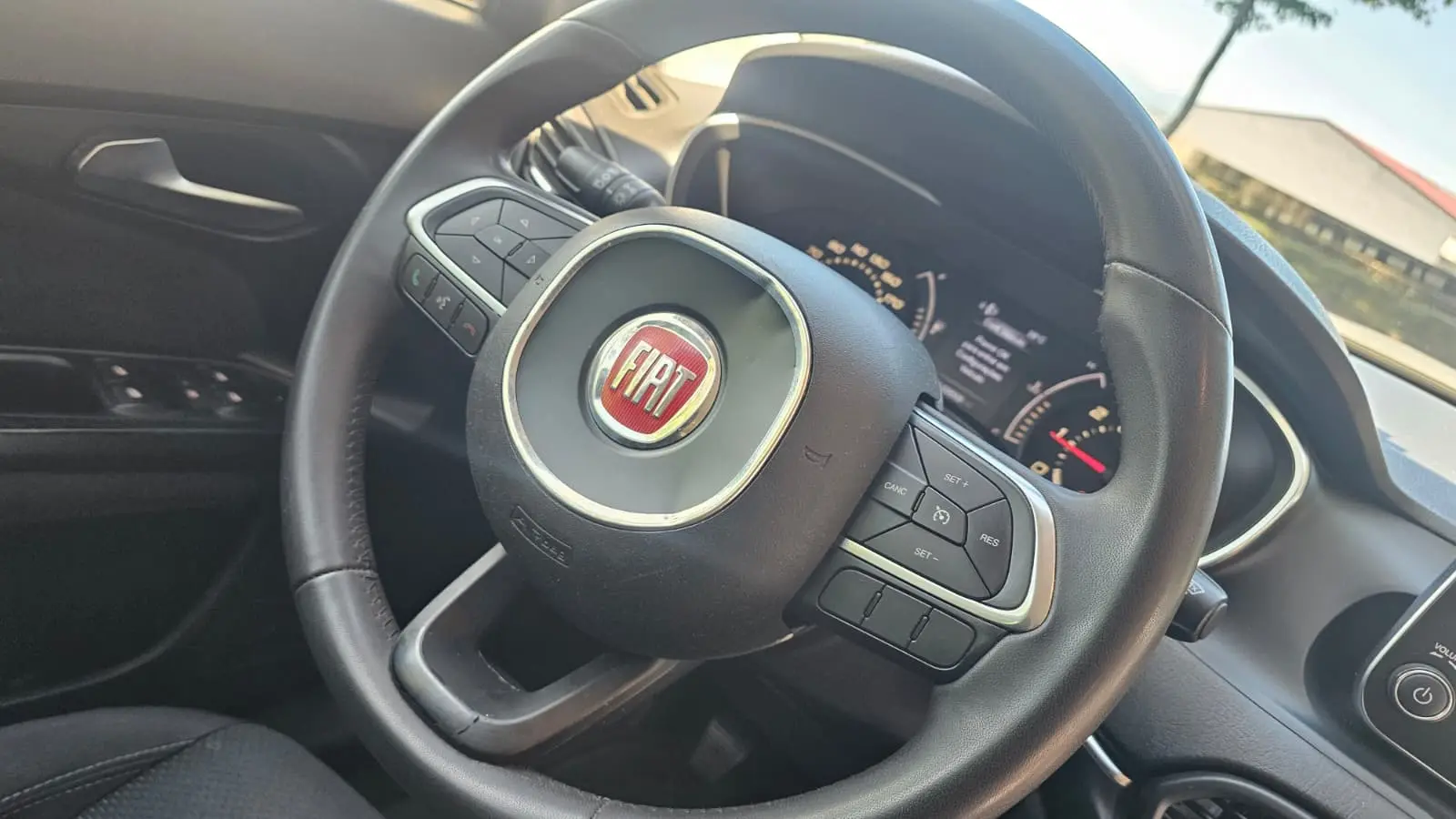 Fiat Tipo 1.6 M-Jet Lounge J17 21