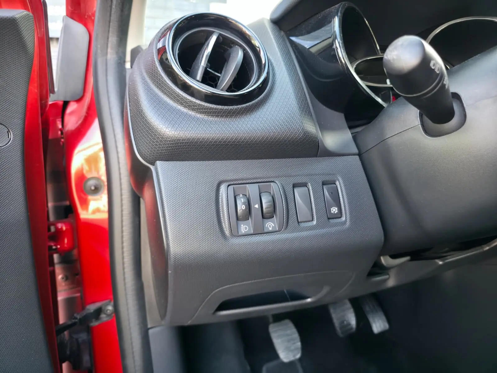 Renault Clio 0.9 TCE Dynamique S 31