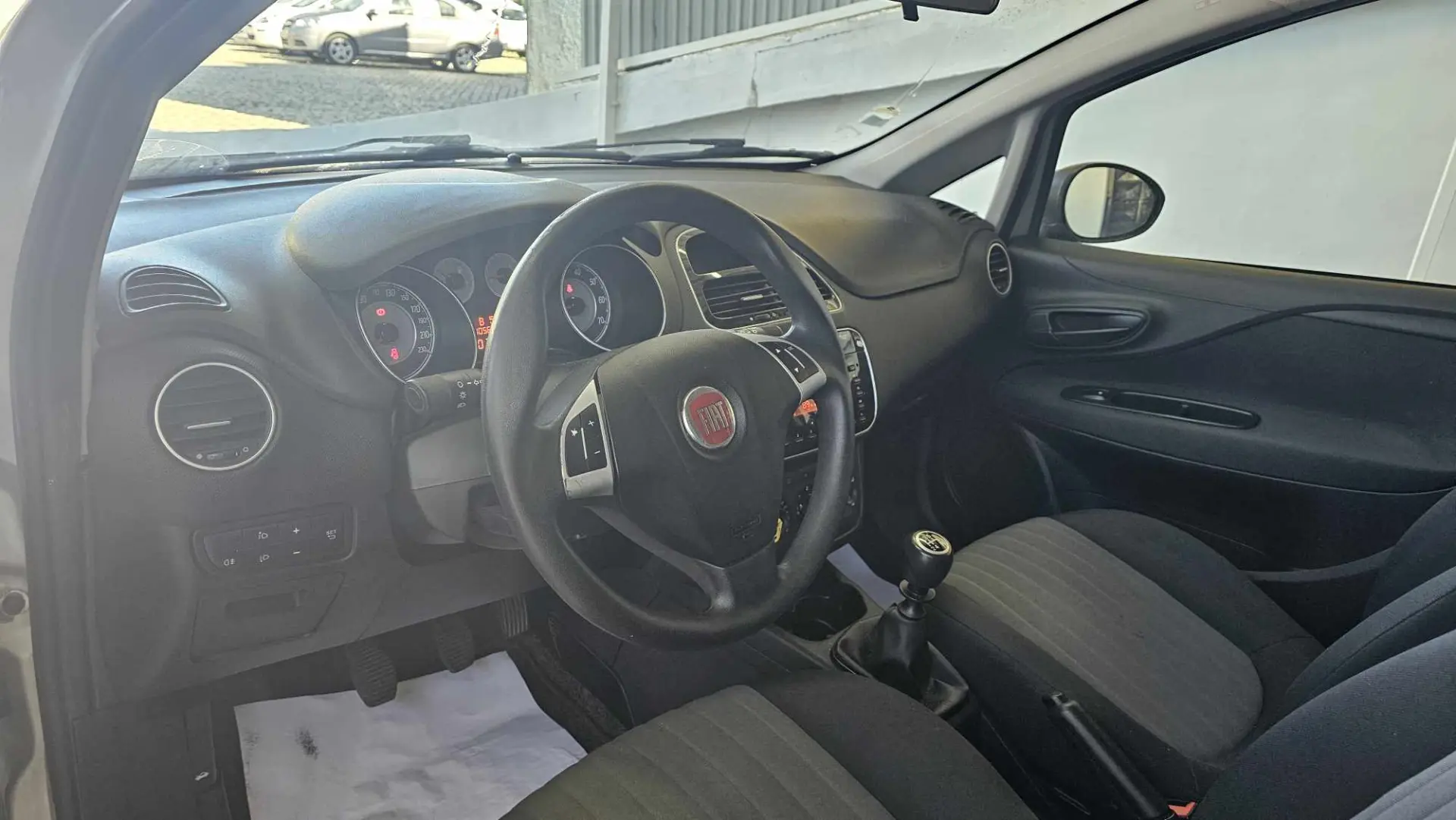 Fiat Punto 1.2 Easy S&S 39