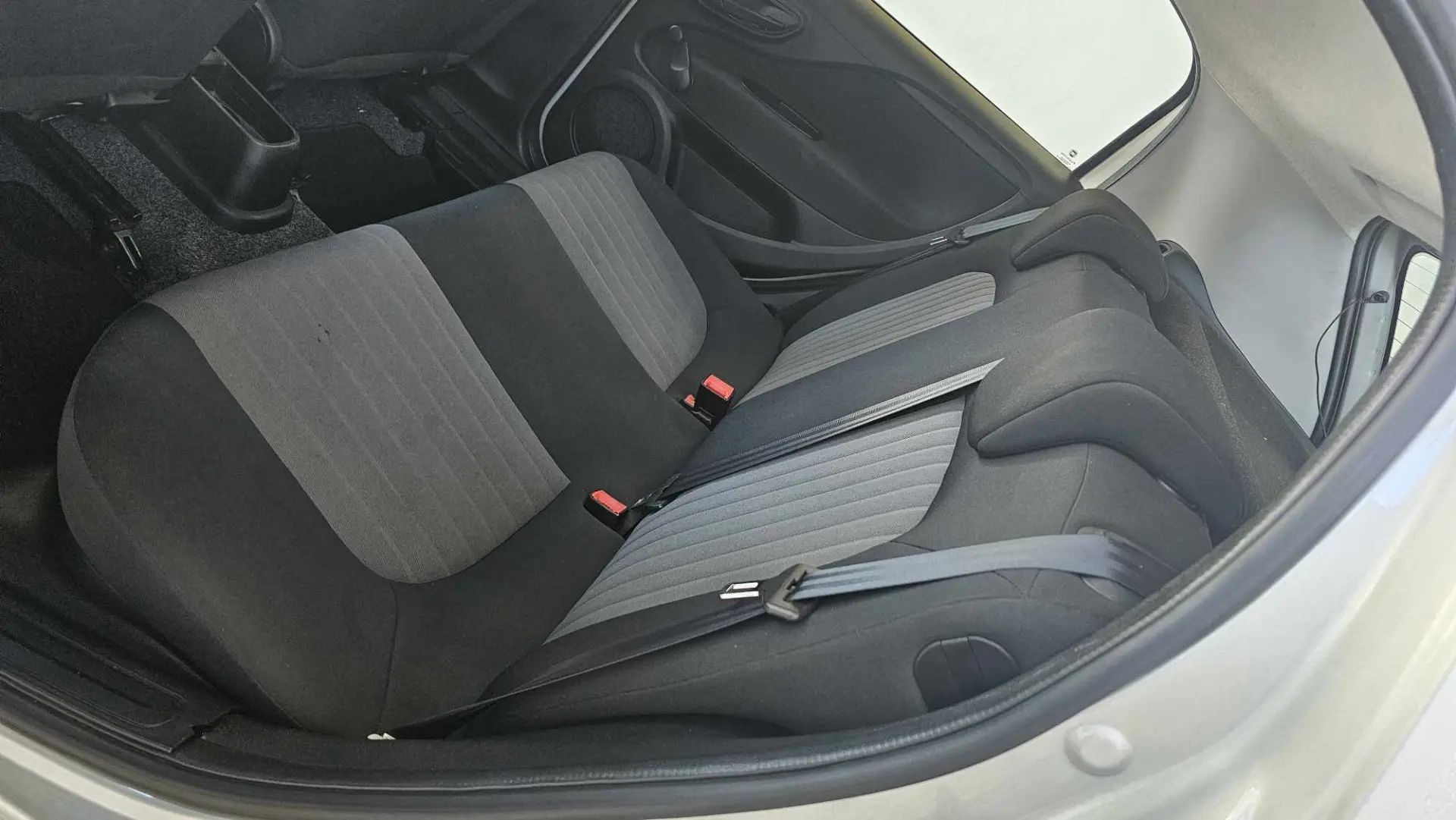 Fiat Punto 1.2 Easy S&S 38