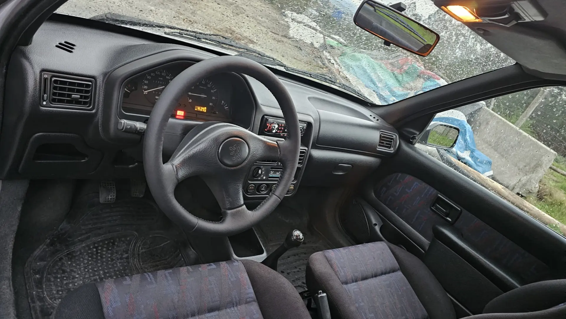 Peugeot 106 1.1 XR 37