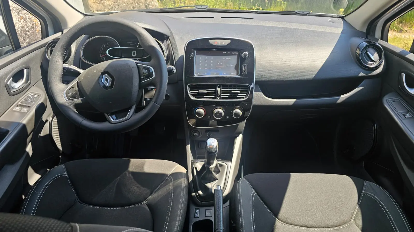 Renault Clio Sport Tourer 24