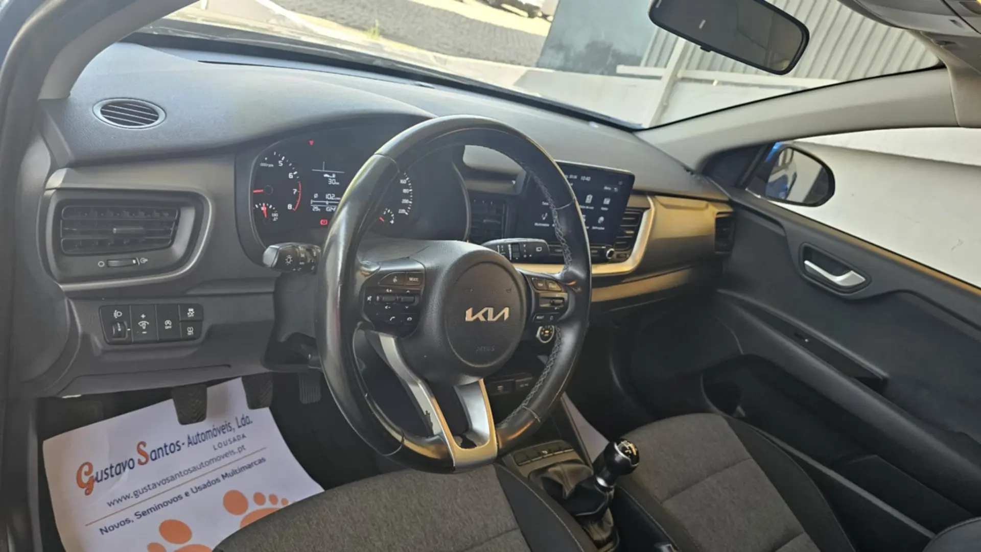 Kia Stonic 1.2 Dynamic 27