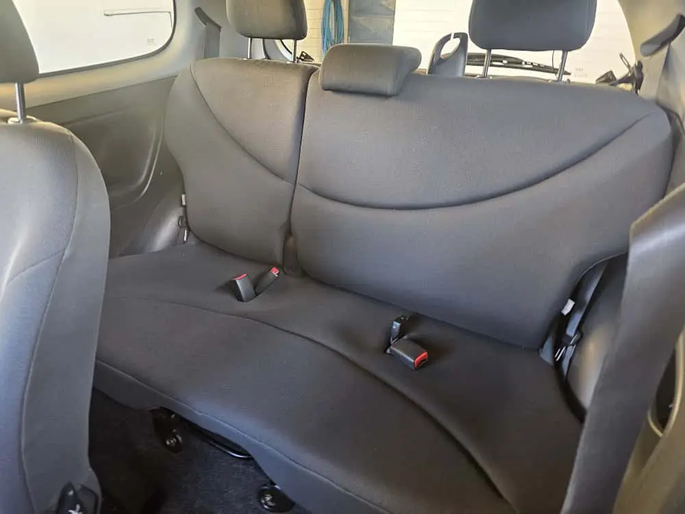 Toyota Yaris 1.4 D-4D Sol AC 34