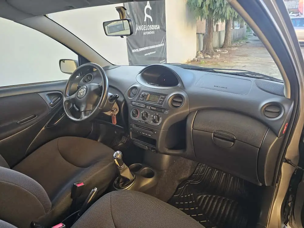 Toyota Yaris 1.4 D-4D Sol AC 46
