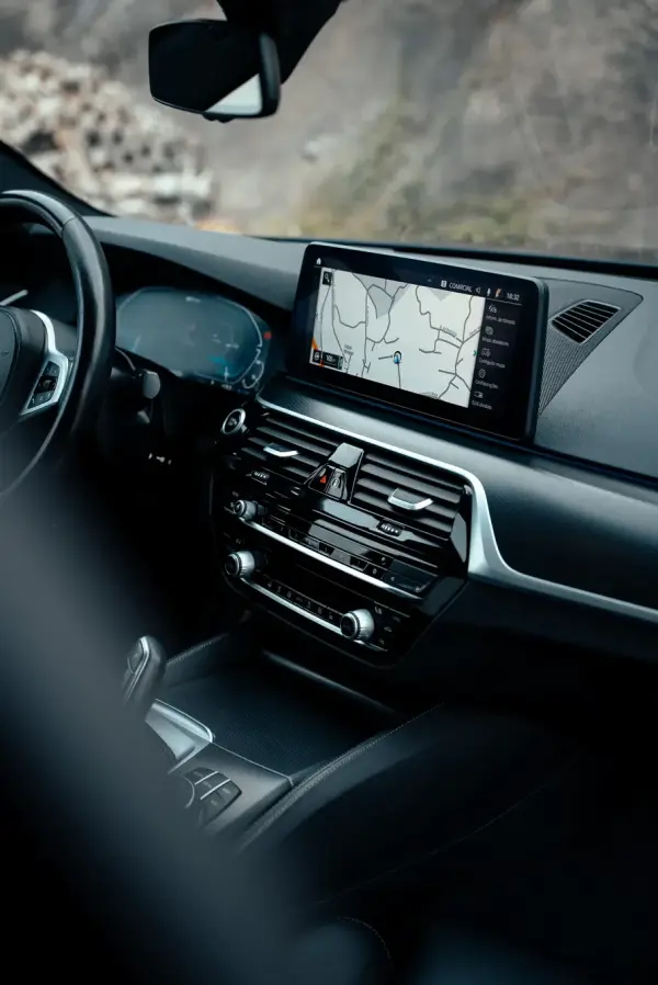 BMW 530 e Pack Desportivo M 15