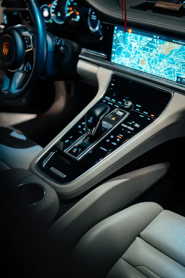 Porsche Panamera Sport Turismo Outro 6