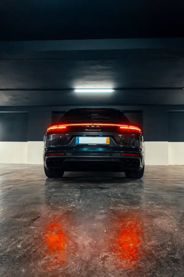 Porsche Panamera Sport Turismo Outro 12