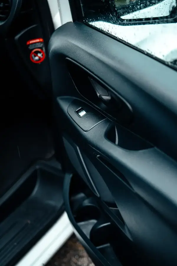 Mercedes-Benz Vito Tourer Outro 10