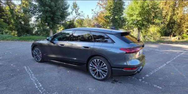 Audi S6 Avant e-tron 100 kWh quattro 6