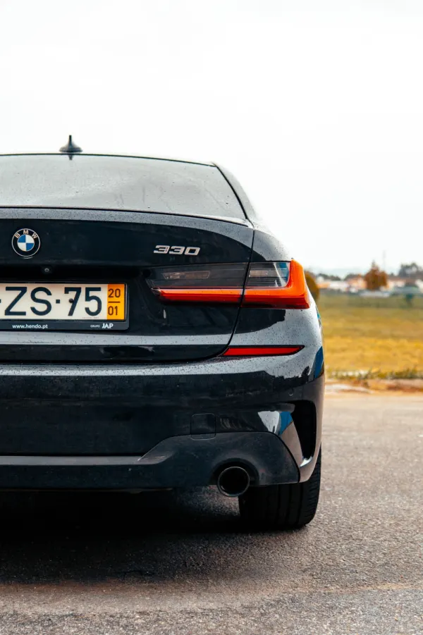 BMW 330 Outro 10