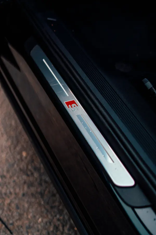 Audi Q4 e-tron 45 quattro 82 kWh 17