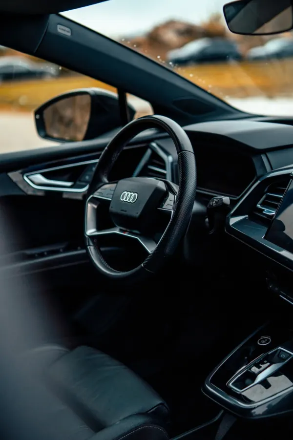 Audi Q4 e-tron 45 quattro 82 kWh 18