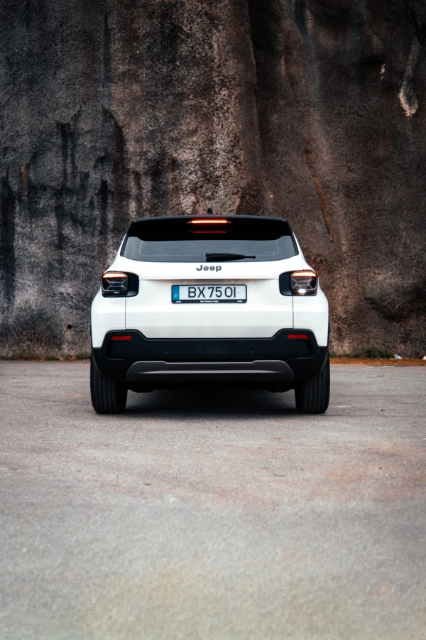 Jeep Avenger 54 kWh Longitude 9