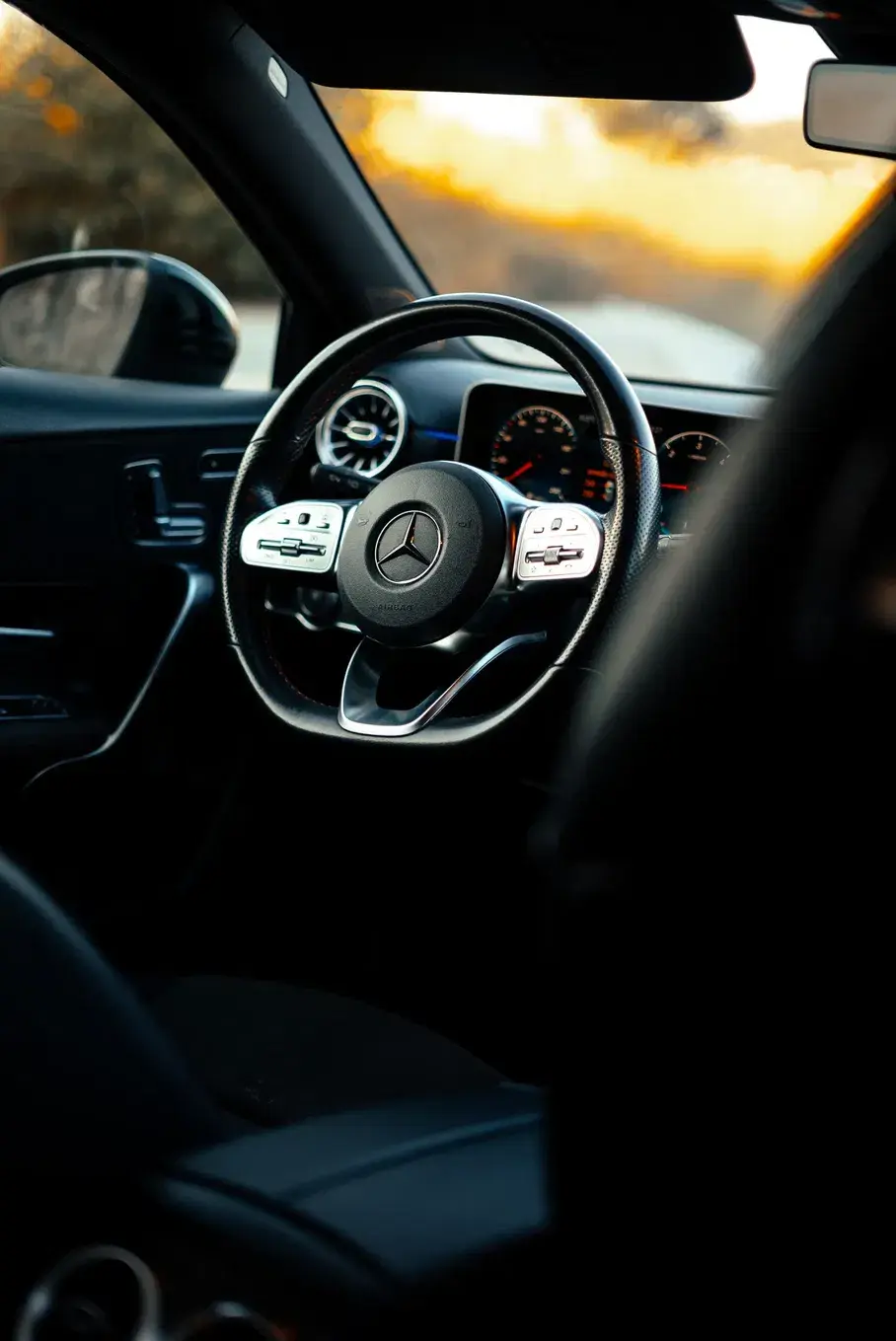 Mercedes-Benz A 180 d 7G-DCT AMG Line 11