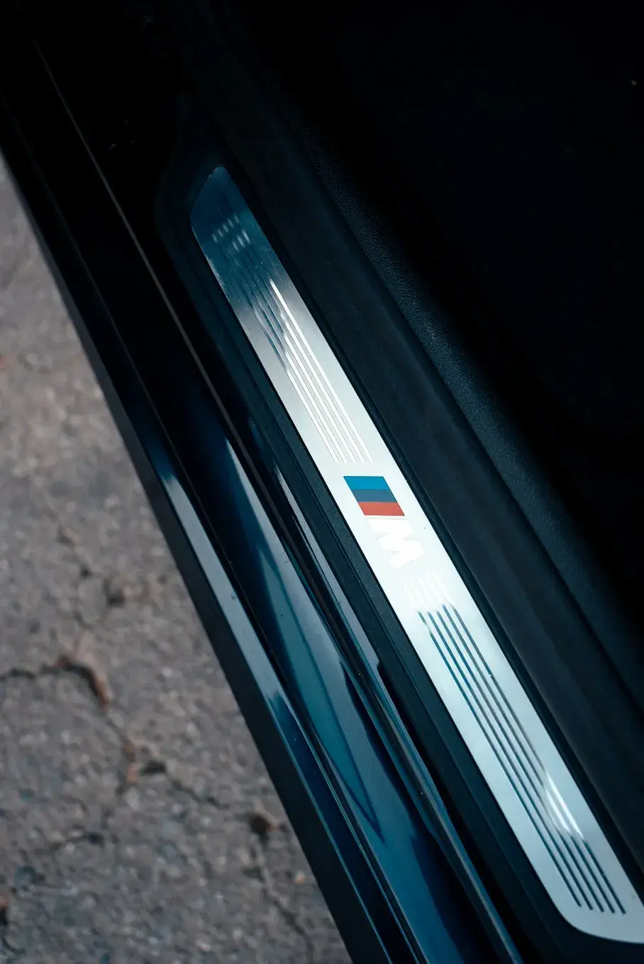 BMW 530 e Pack Desportivo M 6